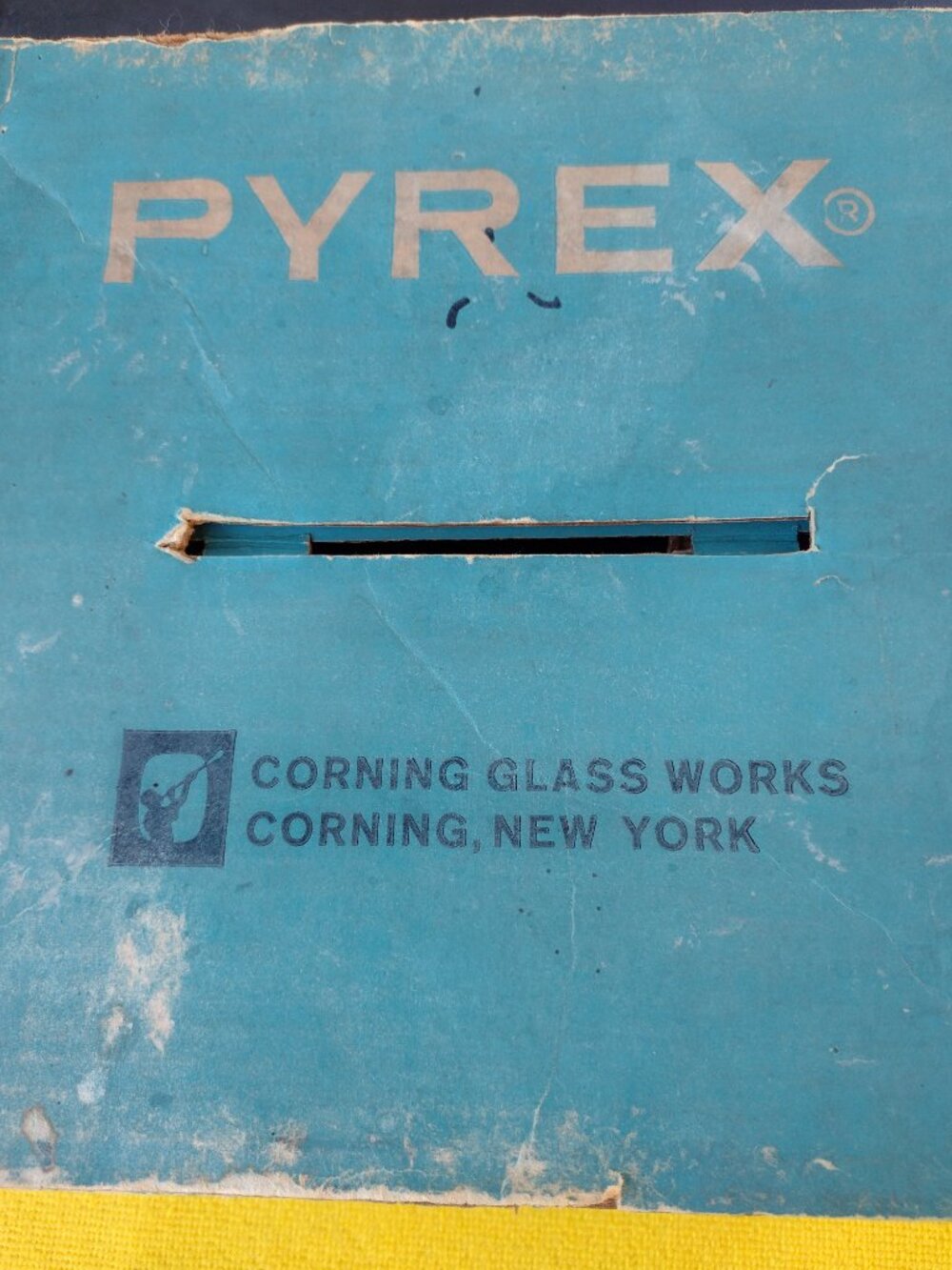 Vintage Pyrex Turquoise Cinderella Snack Chip & Dip Bowl Set Original Box---Rare - Picture 11 of 16